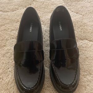 Old Navy Black Loafers Sleek Slip-Ons